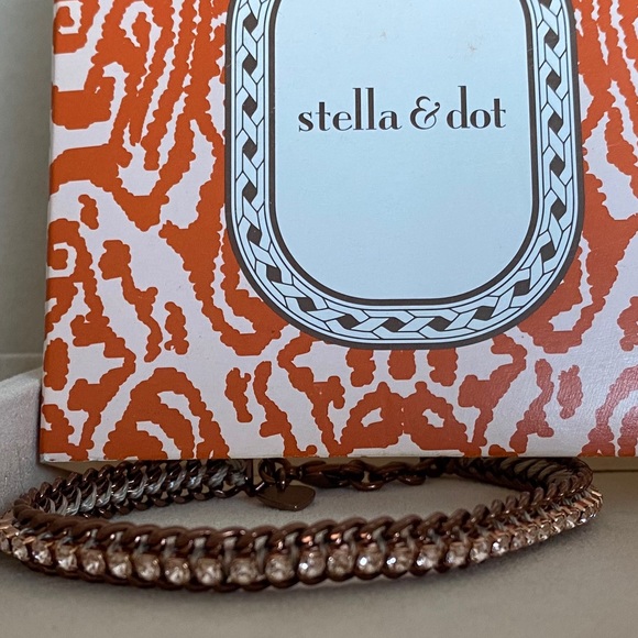 Stella and Dot copper cupchain curb bracelet - Picture 2 of 7